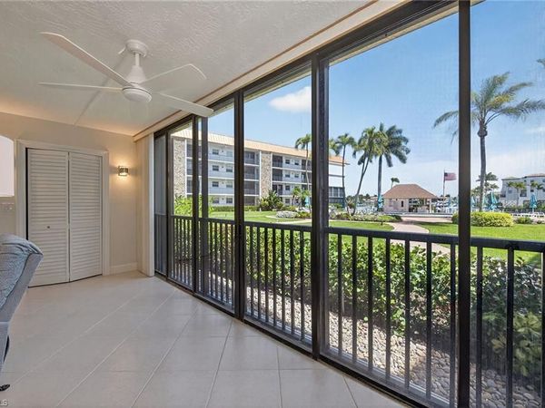 2900 Gulf Shore BLVD N, Unit 110, NAPLES, FL 34103