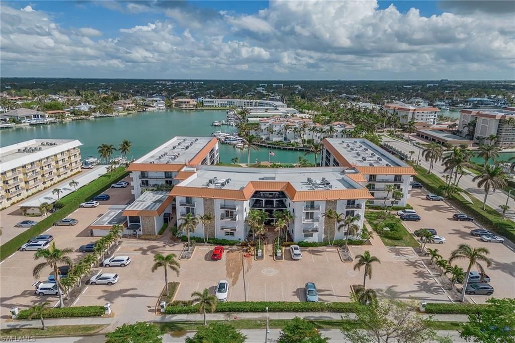 2900 Gulf Shore Blvd N, Unit 110, Naples, FL 34103 Photo