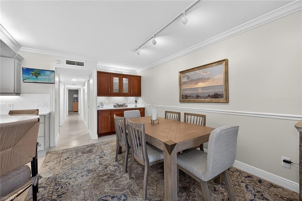 2900 Gulf Shore Blvd N, Unit 110, Naples, FL 34103 Photo