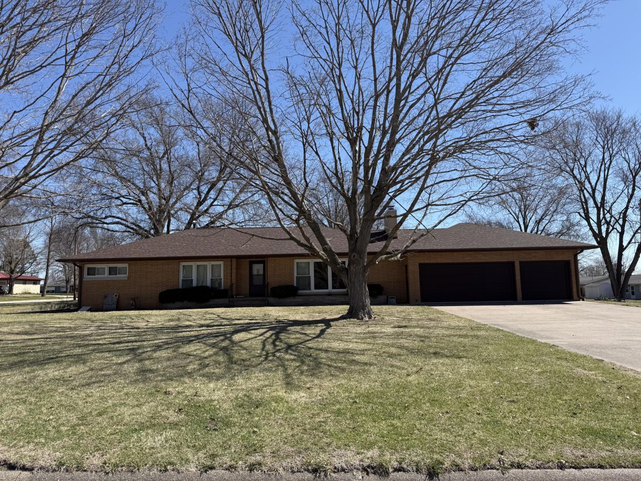 818 East, Wilton, IA 52778 Main Photo