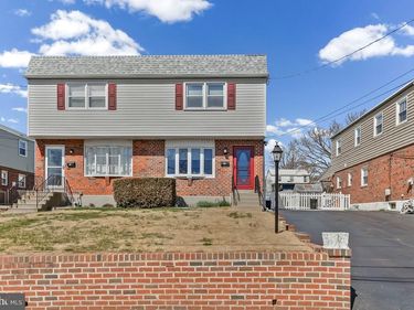 215 RIVERVIEW AVENUE, RIDLEY PARK, PA 19078