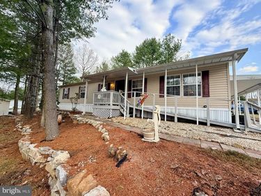 203 FAITH DRIVE, NEW RINGGOLD, PA 17960