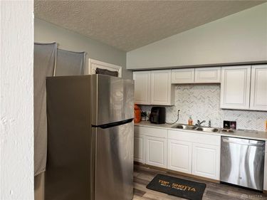 9 Mario Drive, Dayton, OH 45426