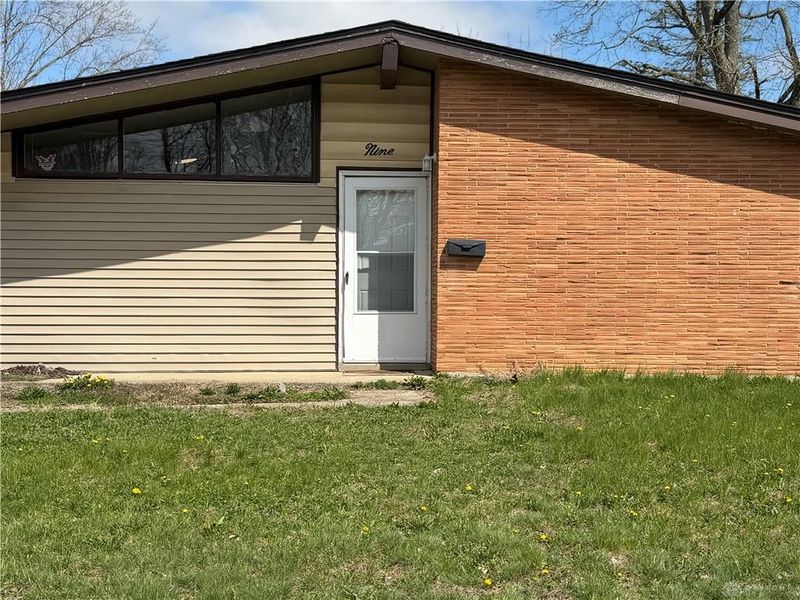 9 Mario Drive, Dayton, OH 45426 Photo 10