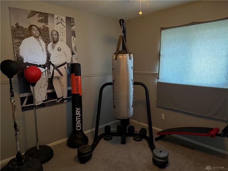 9 Mario Drive, Dayton, OH 45426 Photo 5