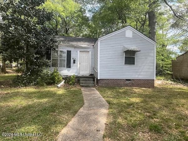3704 Hines Avenue, Jackson, MS 39212