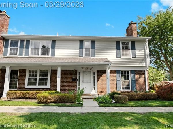 42142 Roscommon Street, Northville, MI 48167