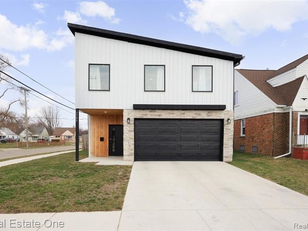 1705 E Meyers Avenue, Hazel Park, MI 48030