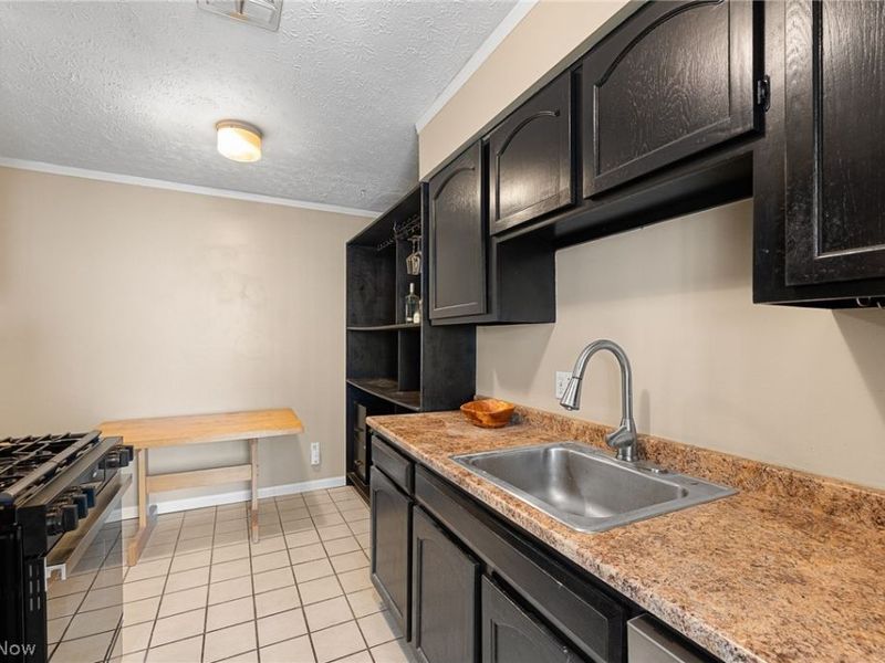 12900 Lake Avenue, Unit 2005, Lakewood, OH 44107 Photo 12