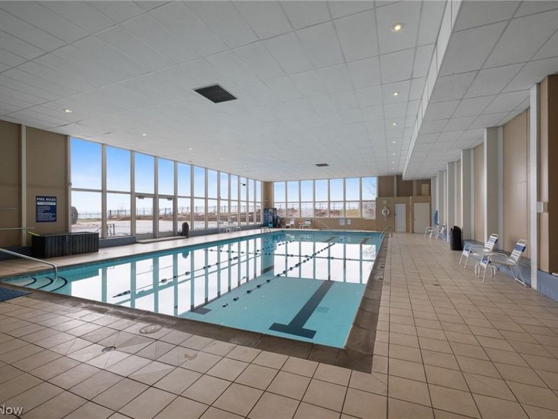 12900 Lake Avenue, Unit 2005, Lakewood, OH 44107 Photo 17