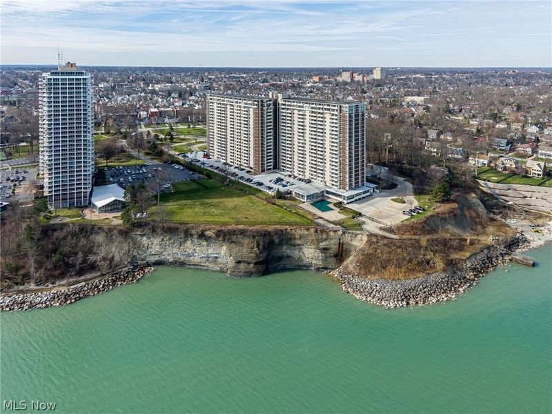 12900 Lake Avenue, Unit 2005, Lakewood, OH 44107 Photo 25