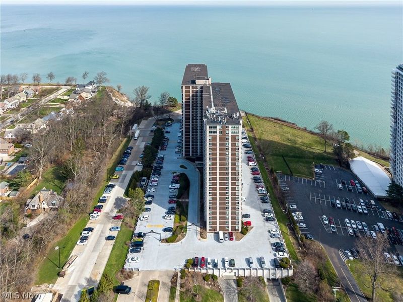 12900 Lake Avenue, Unit 2005, Lakewood, OH 44107 Photo 28