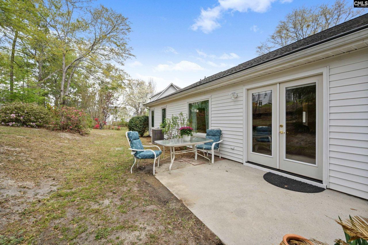 208 Amber Chase Court  Photo 23