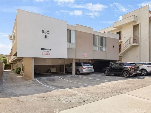 580 W Stocker Street, Unit 8, Glendale, CA 91202