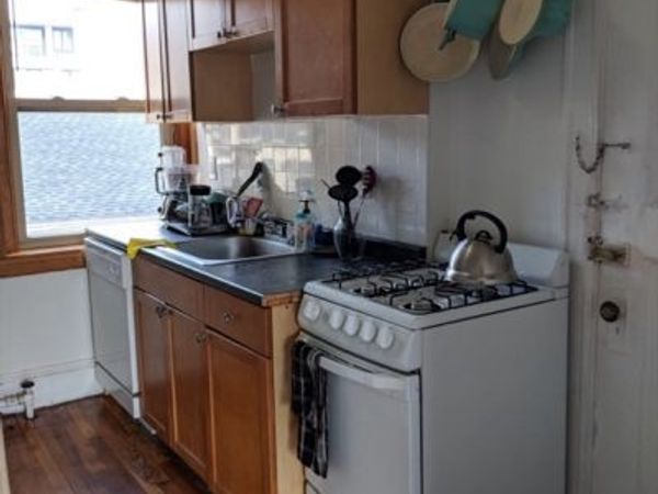 97 Hancock St, Unit 8, Cambridge, MA 02139