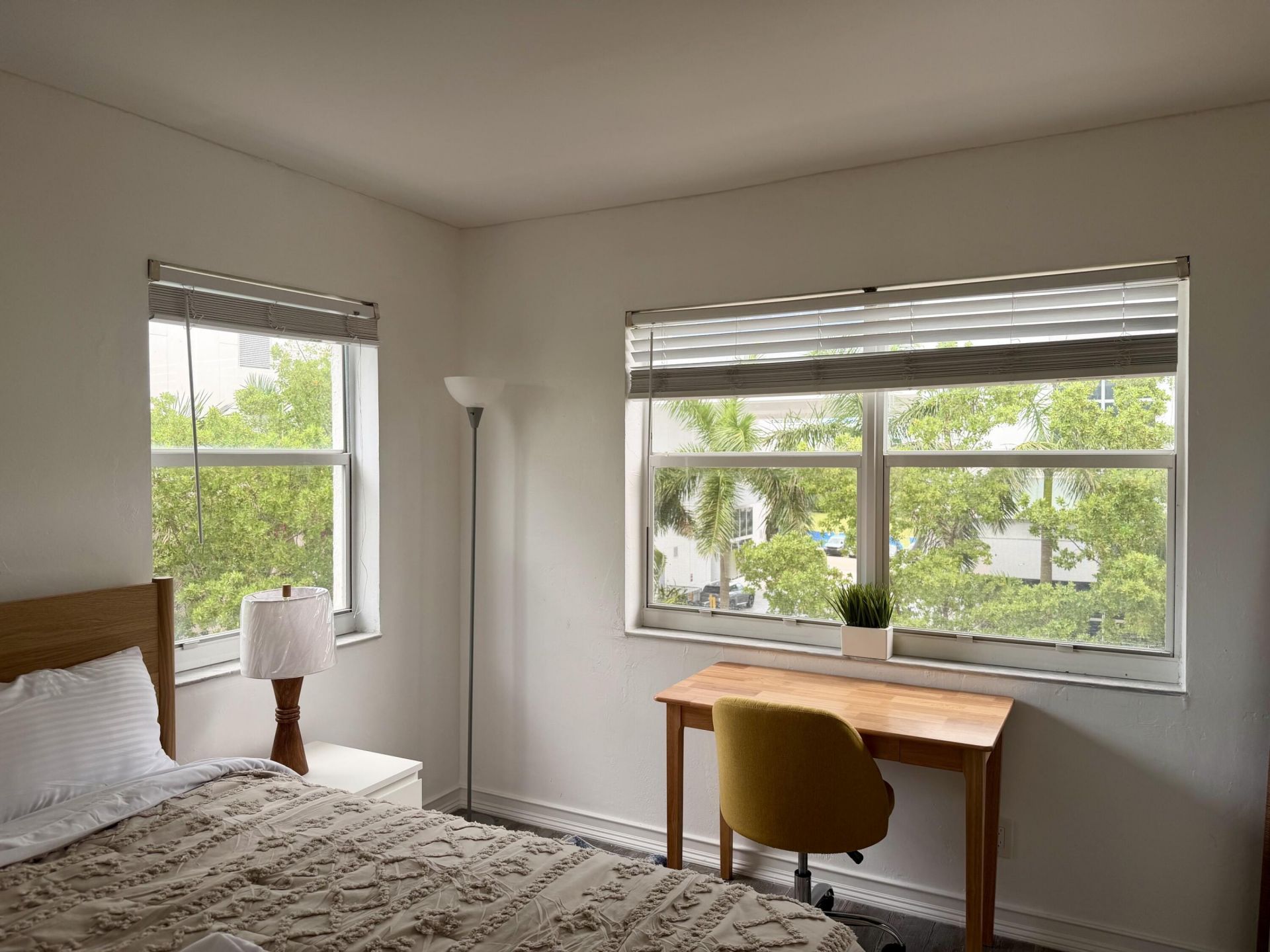 3000 Riomar Street, Unit 410, Fort Lauderdale, FL 33304 Photo