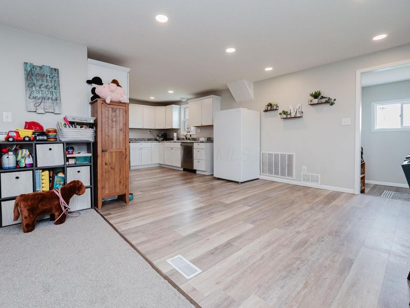 124 W North Street, Vanlue, OH 45890 Photo 8