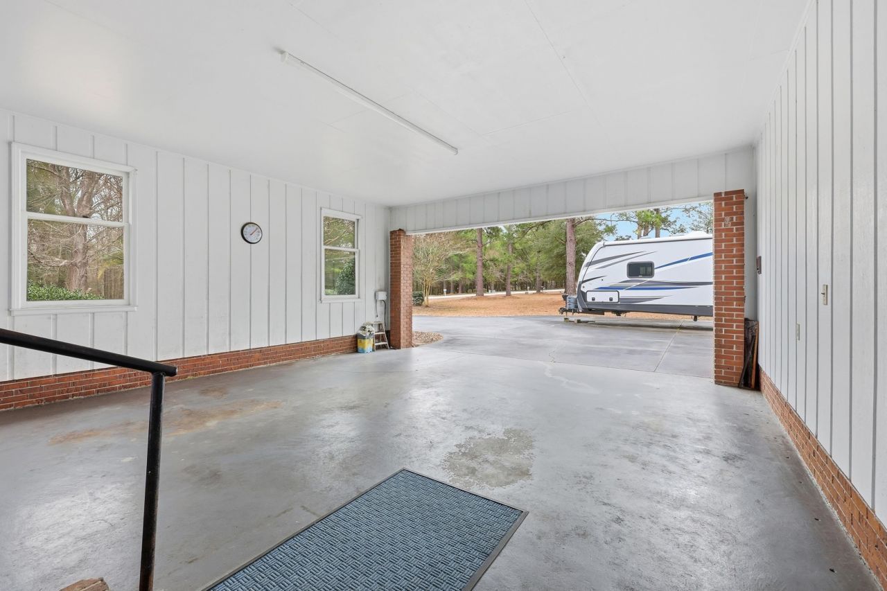 84 Nathan Rd. Photo 48