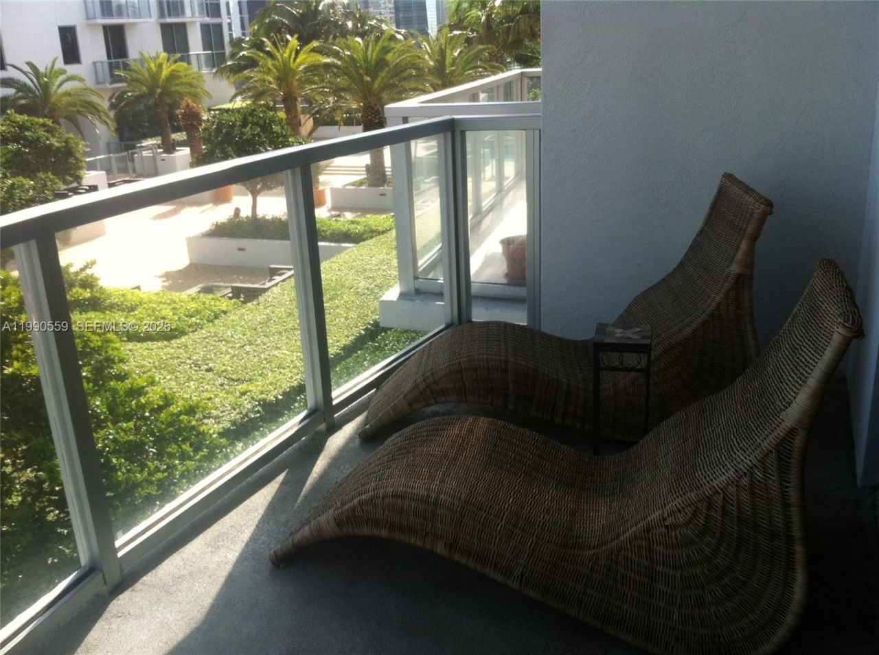 1050 Brickell Av, Unit 1406, Miami, FL 33131 Photo