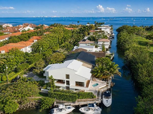 3520 Rockerman Rd, Miami, FL 33133