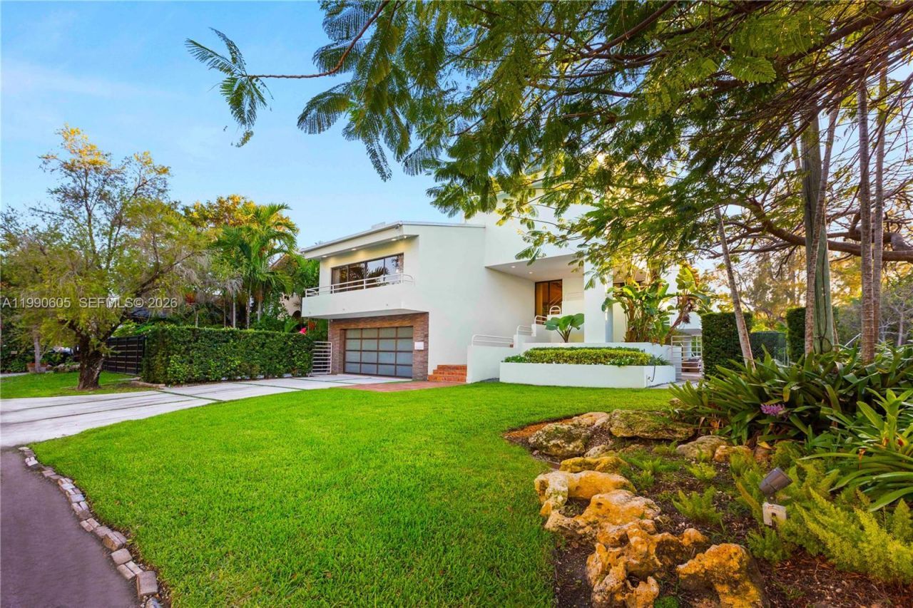 3520 Rockerman Rd, Miami, FL 33133 Photo