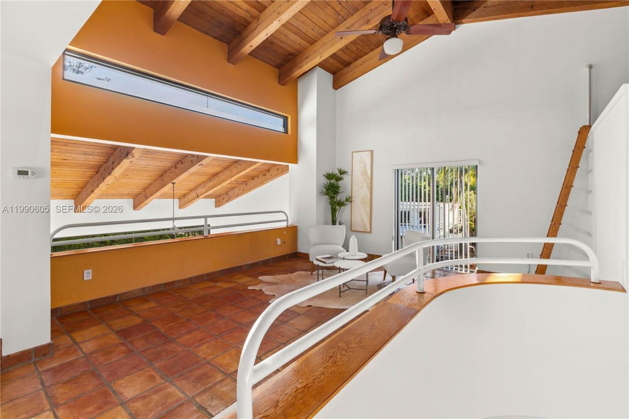 3520 Rockerman Rd, Miami, FL 33133 Photo