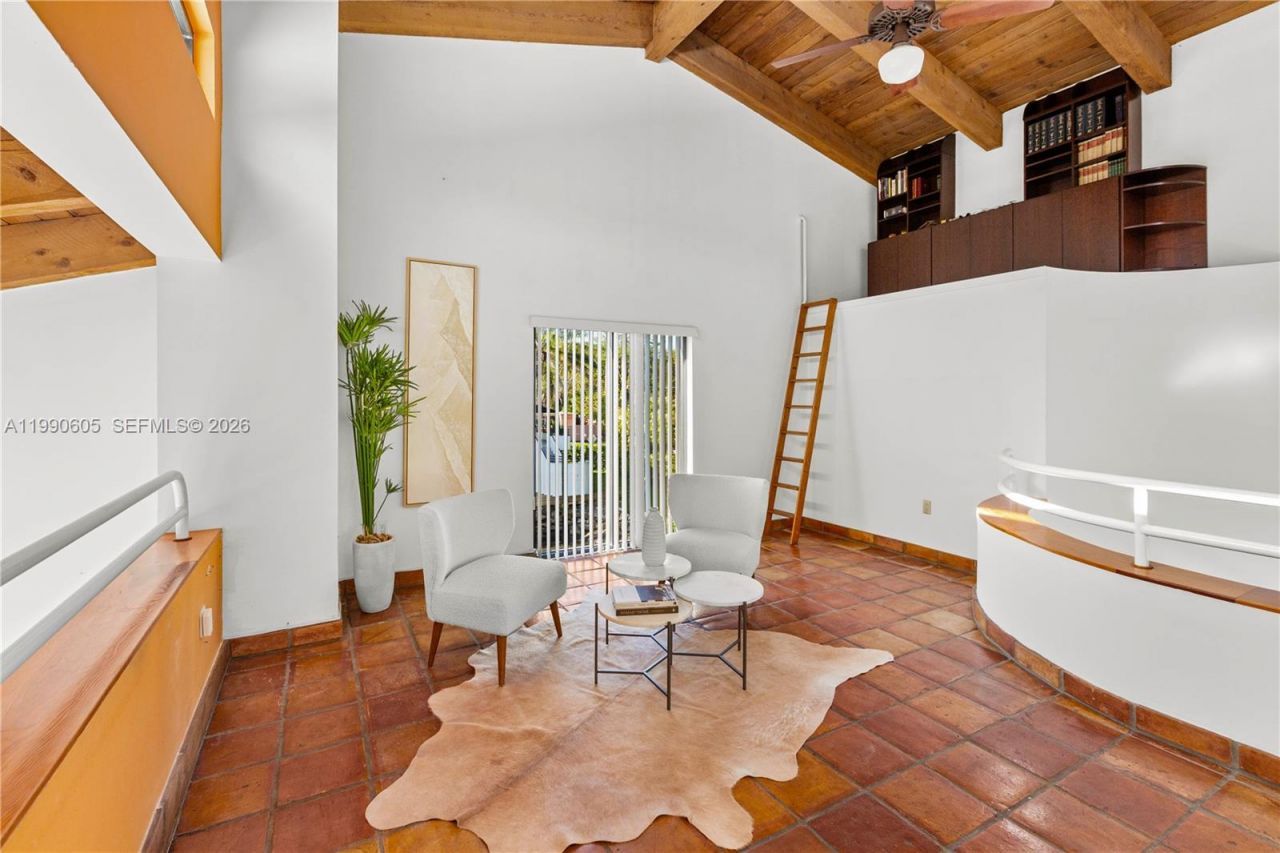 3520 Rockerman Rd, Miami, FL 33133 Photo