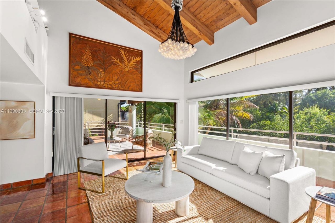 3520 Rockerman Rd, Miami, FL 33133 Photo