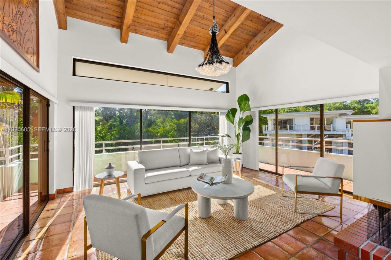 3520 Rockerman Rd, Miami, FL 33133 Photo