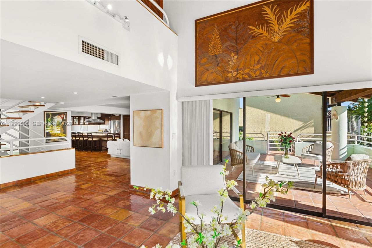 3520 Rockerman Rd, Miami, FL 33133 Photo