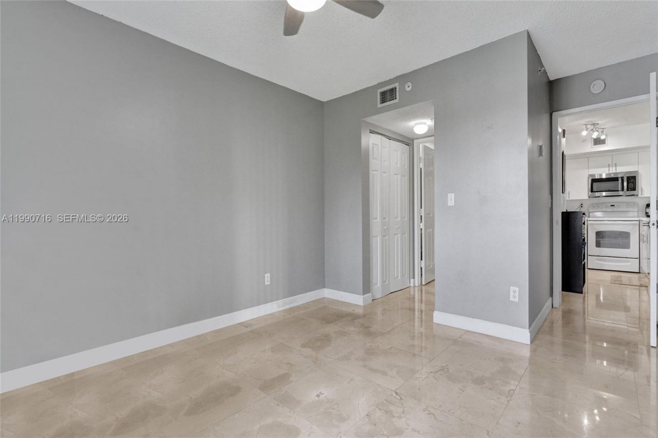 2640 S University Dr, Unit 112, Davie, FL 33328 Photo