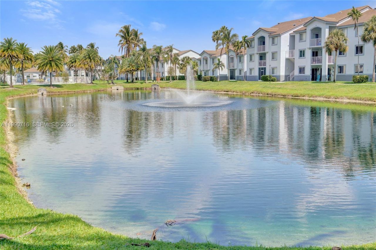 2640 S University Dr, Unit 112, Davie, FL 33328 Photo