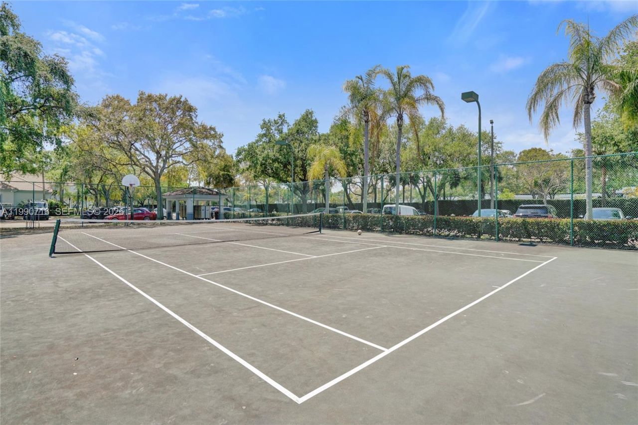 2640 S University Dr, Unit 112, Davie, FL 33328 Photo