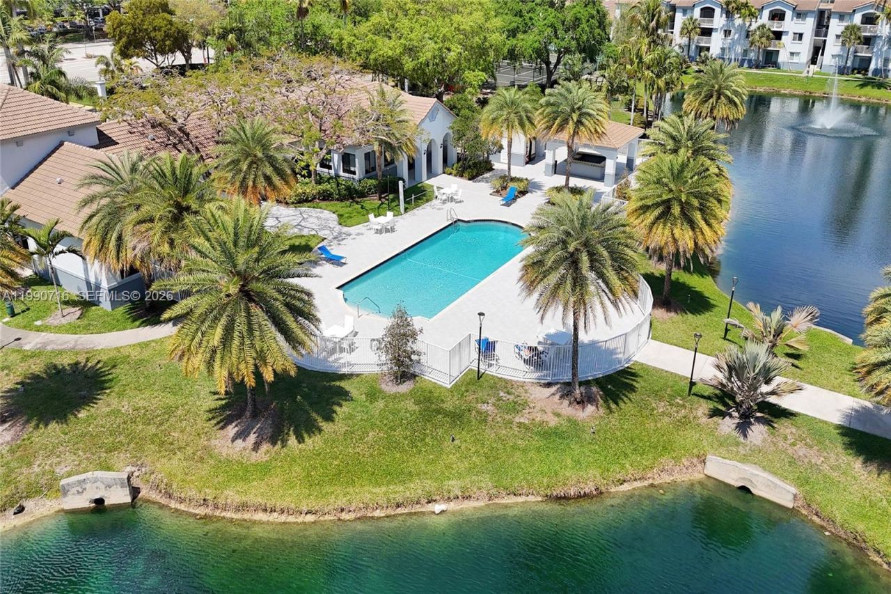 2640 S University Dr, Unit 112, Davie, FL 33328 Photo