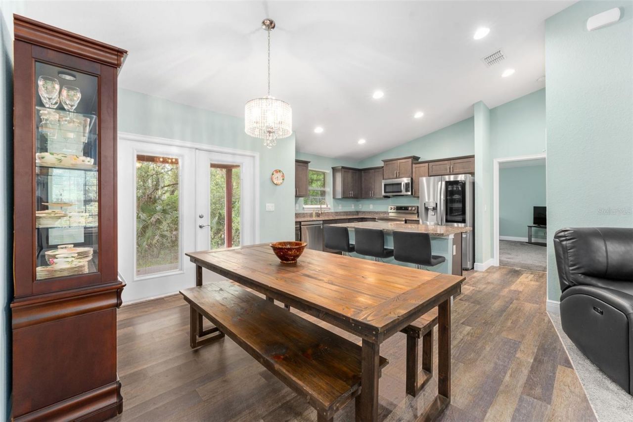 6144 Avenue G , Mc Intosh, FL 32664 Photo