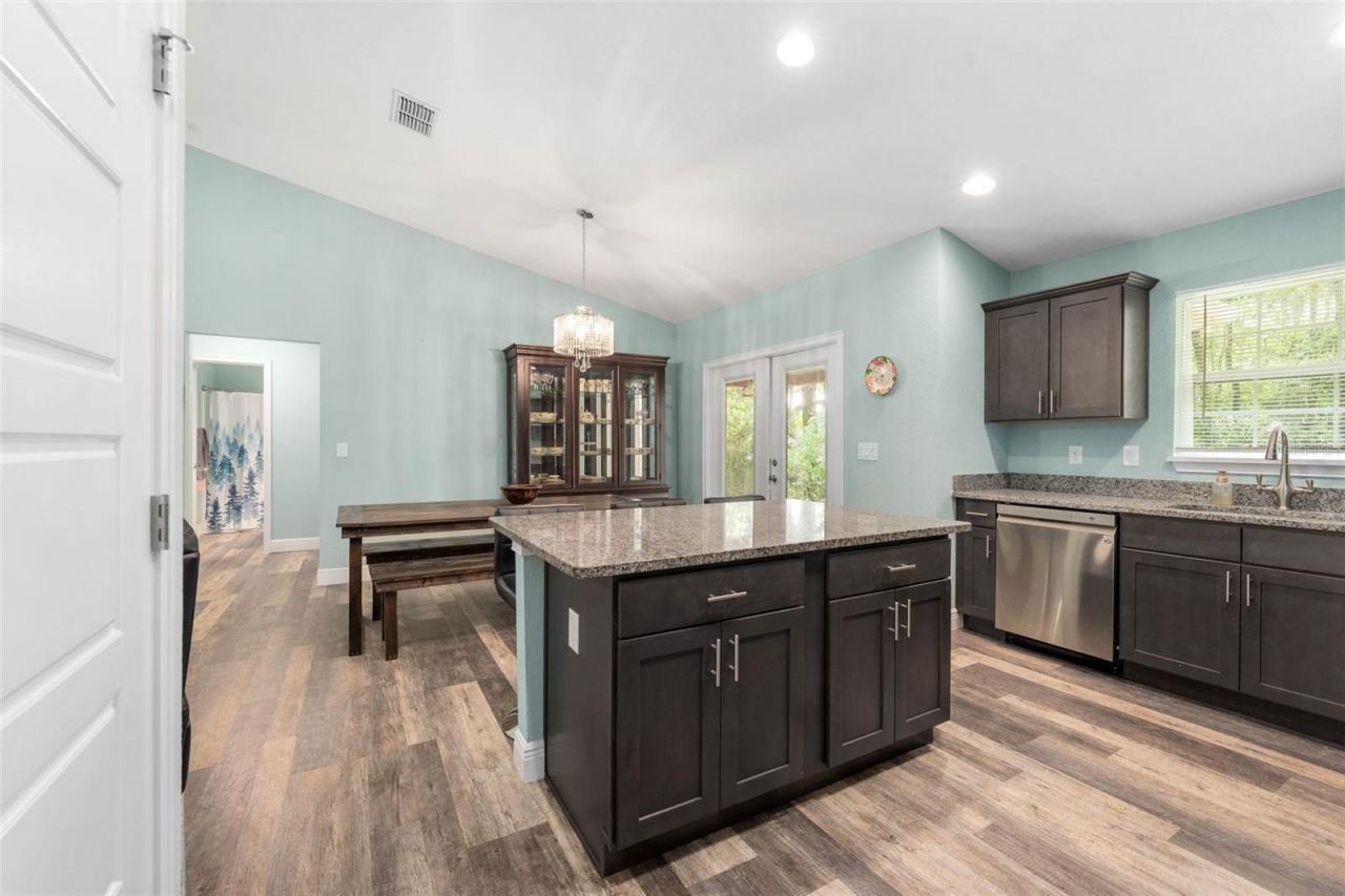 6144 Avenue G , Mc Intosh, FL 32664 Photo