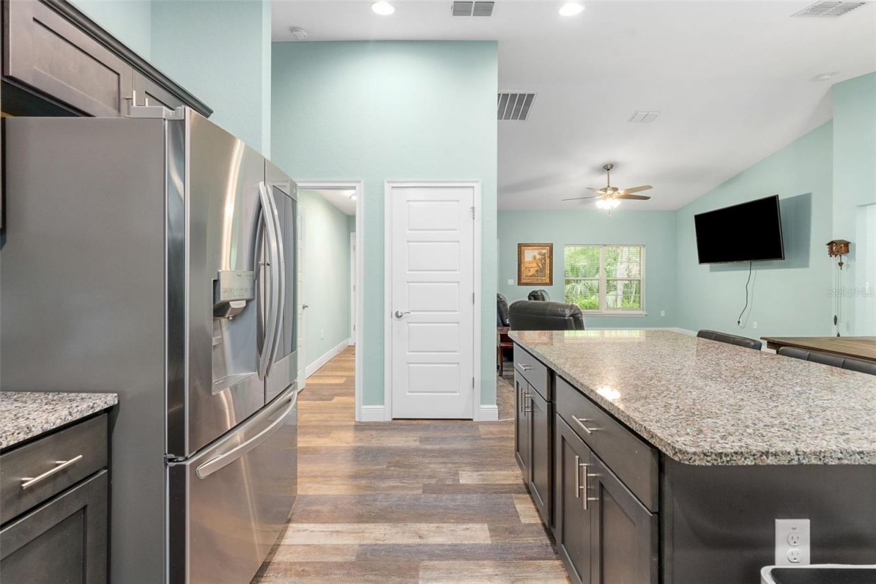 6144 Avenue G , Mc Intosh, FL 32664 Photo