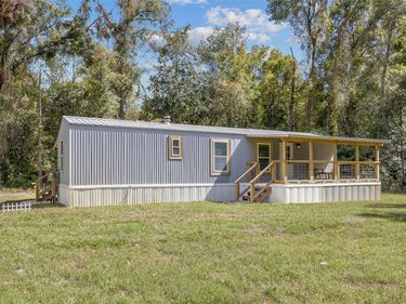 341 SW YALE TERRACE , FORT WHITE, FL 32038