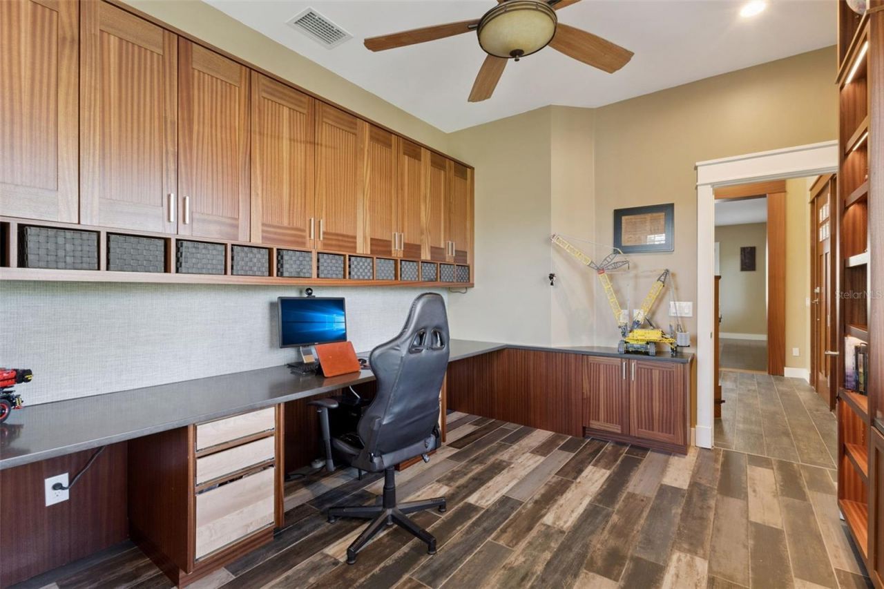 15503 Trotting Horse Lane, Tavares, FL 32778 Photo