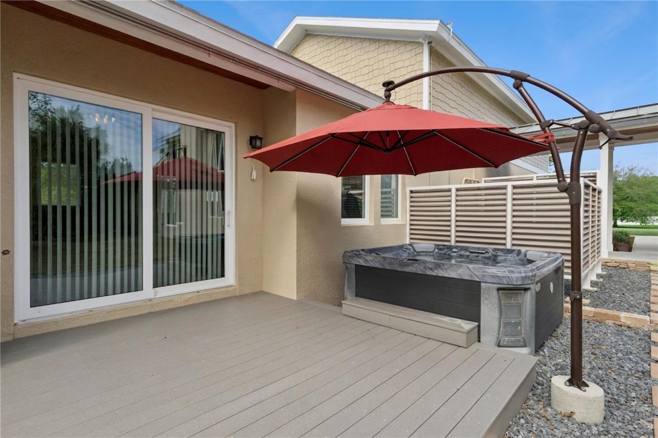 15503 Trotting Horse Lane, Tavares, FL 32778 Photo