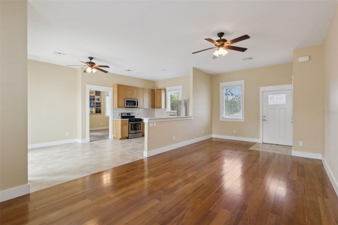 15503 Trotting Horse Lane, Tavares, FL 32778 Photo