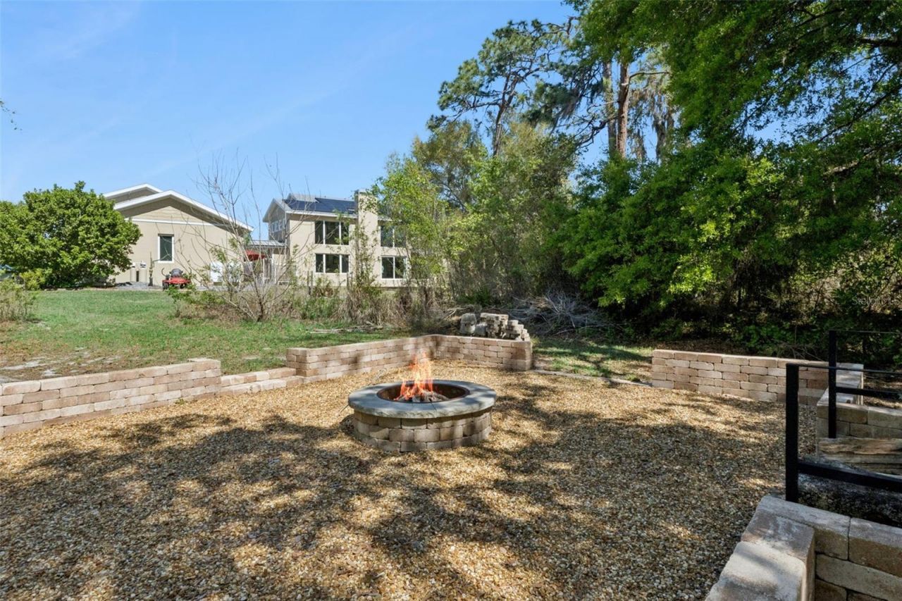 15503 Trotting Horse Lane, Tavares, FL 32778 Photo