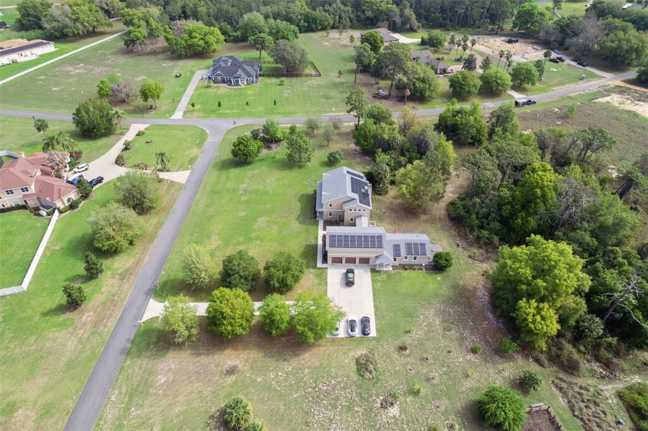 15503 Trotting Horse Lane, Tavares, FL 32778 Photo