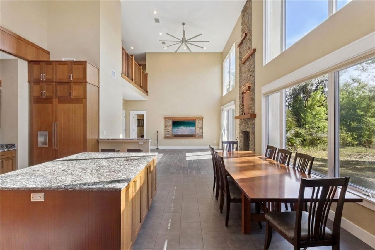 15503 Trotting Horse Lane, Tavares, FL 32778 Photo