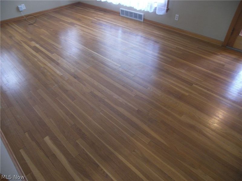 19070 Meredith Avenue, Euclid, OH 44119 Photo 12