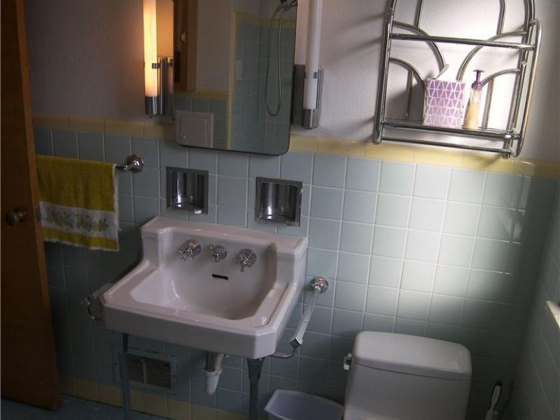 19070 Meredith Avenue, Euclid, OH 44119 Photo 16