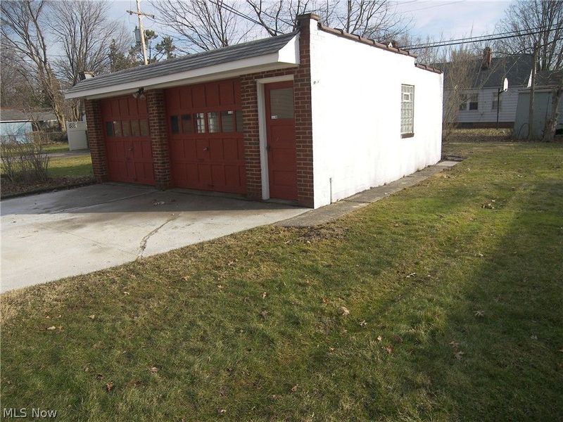 19070 Meredith Avenue, Euclid, OH 44119 Photo 33