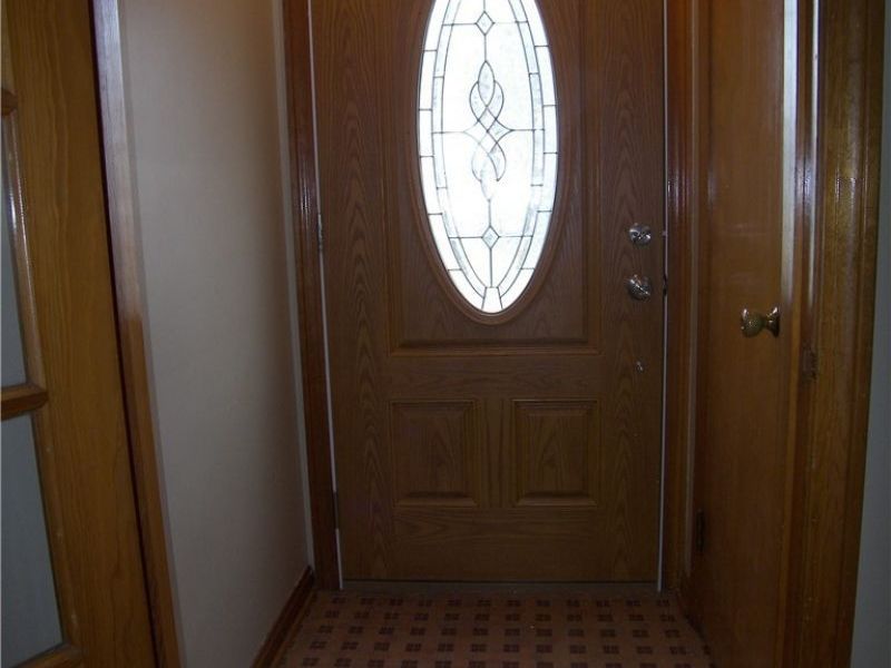 19070 Meredith Avenue, Euclid, OH 44119 Photo 8