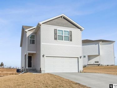 9306 Reynolds Street , Omaha, NE 68122