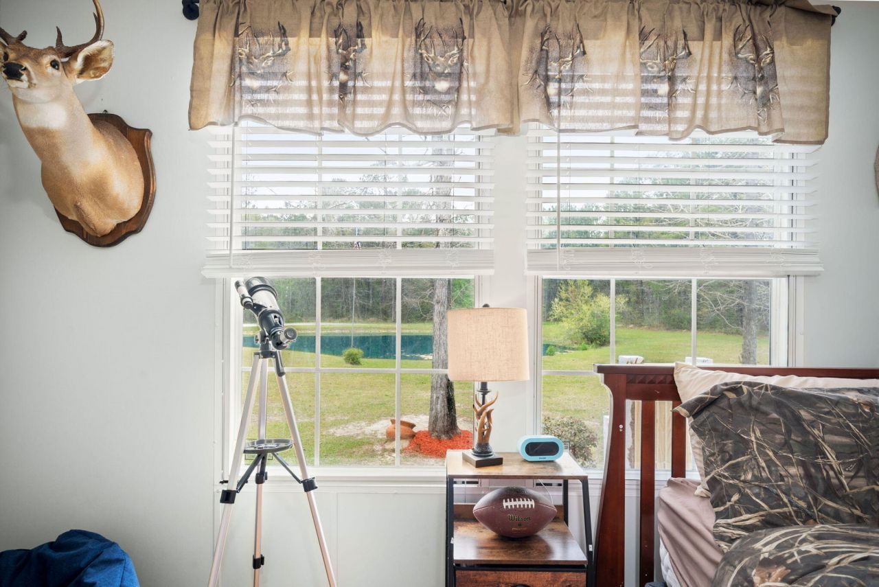 369 Gurney Kay Lane Photo 35